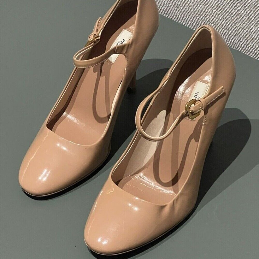 Prada Vintage Nude Pump